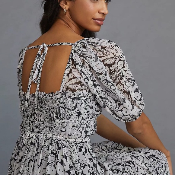 NWT Anthropologie Squareneck Smocked Midi Dress In Black Motif - XS - Picture 2 of 3